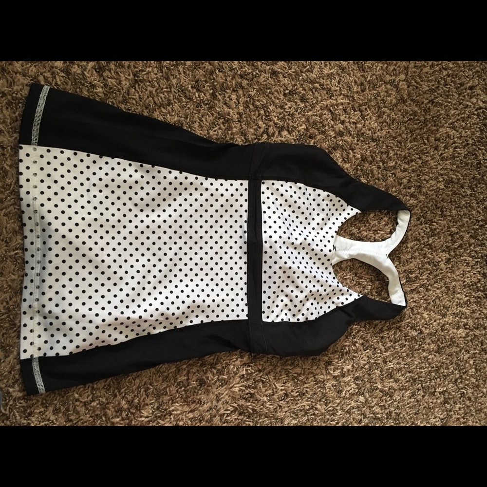 Lululemon tank